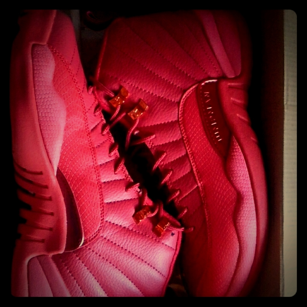 Jordan 12 GymRed size 11